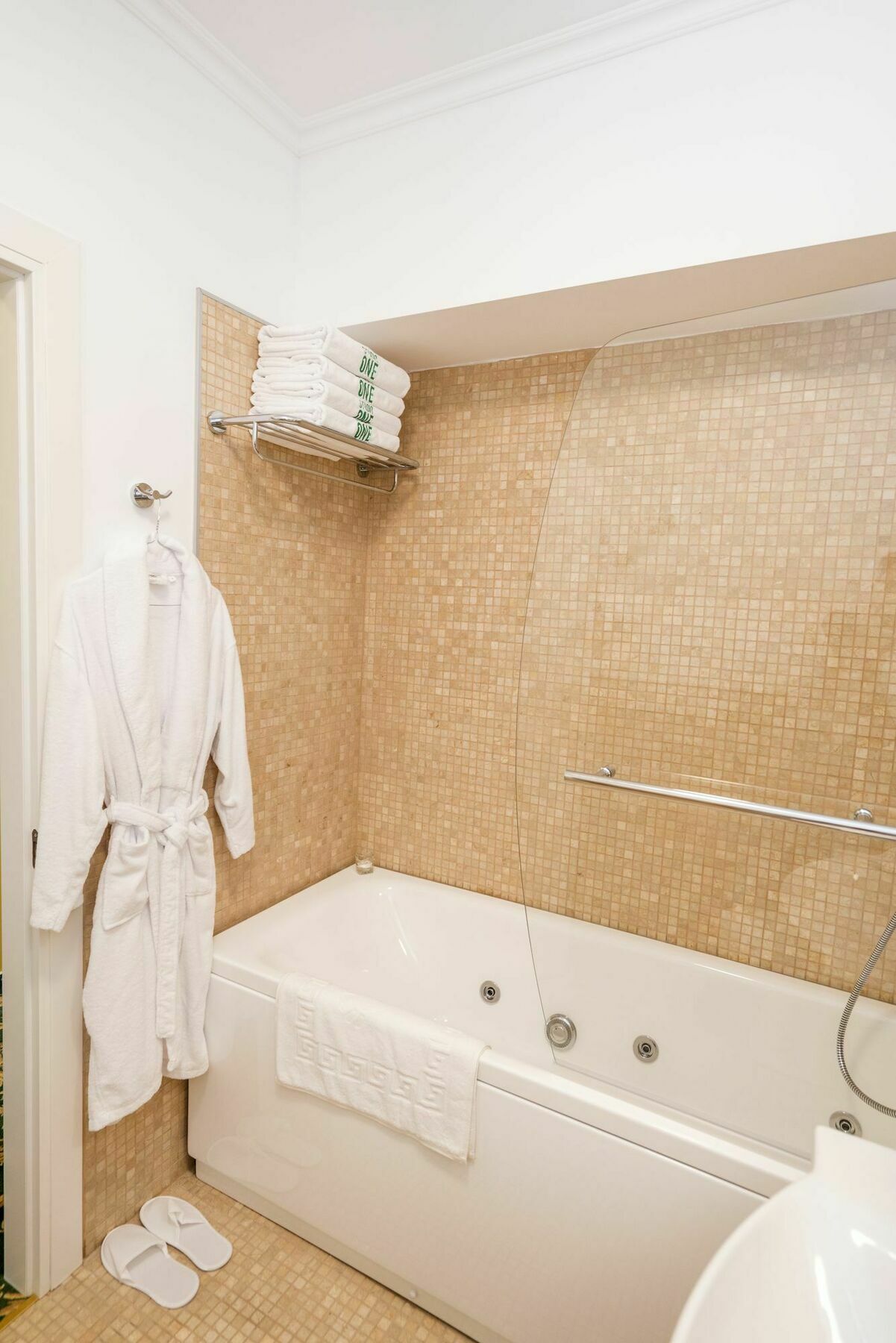 Studio One Accommodation Suites Bukarest Kültér fotó
